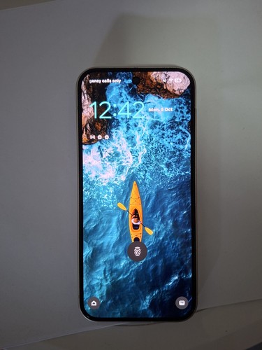 Google pixel smartphone - google,